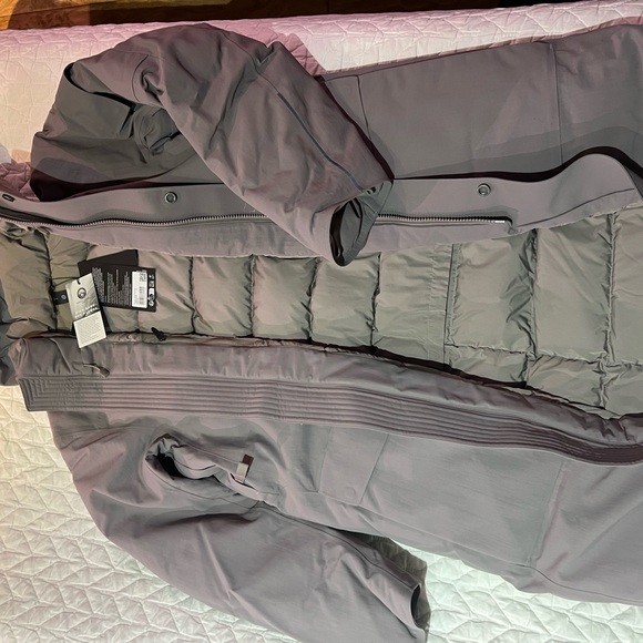 lululemon athletica Cold City Parka - Gray - Picture 2 of 3